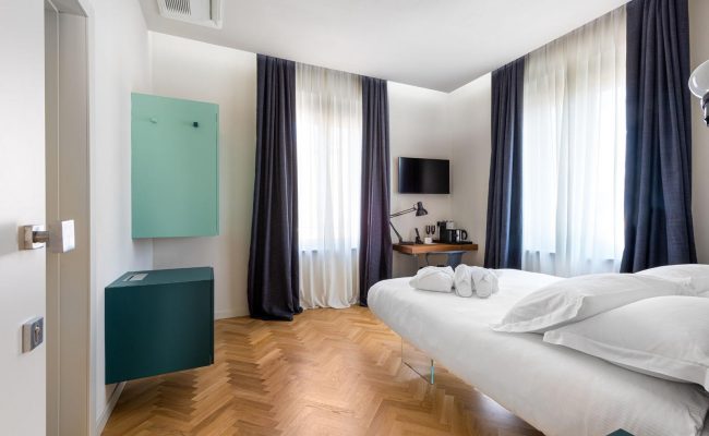 Room 4